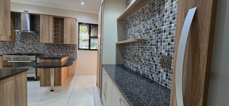 5 Bedroom Property for Sale in Stilfontein Ext 4 North West